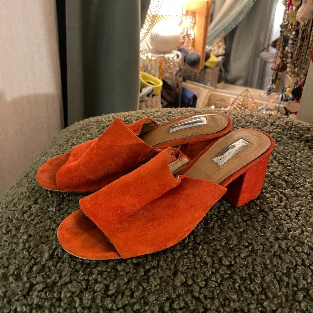Halogen red suede‎ slides - size